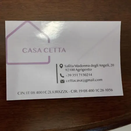Casa Cetta アパート *